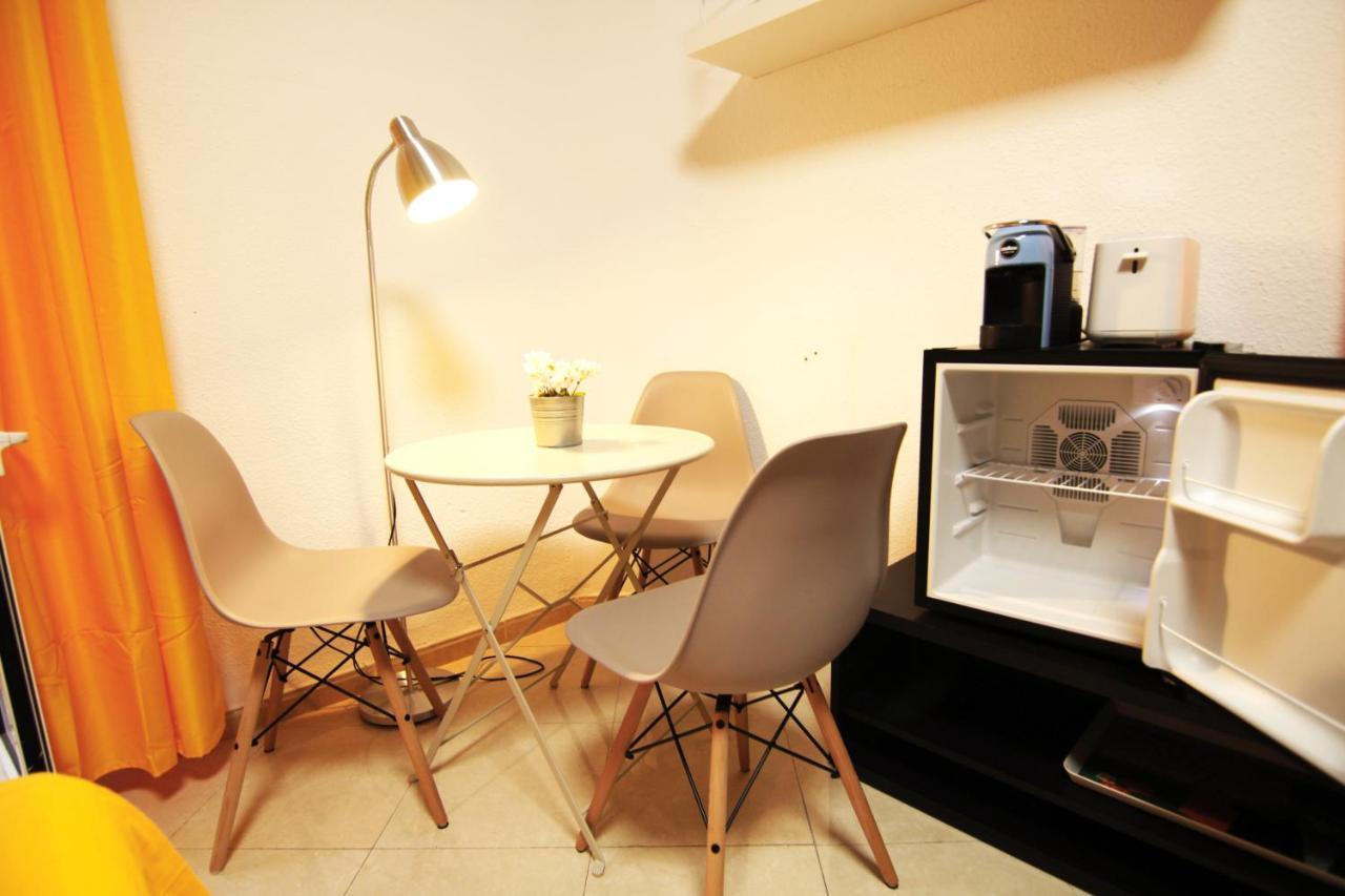 Arriola Rooms マラガ エクステリア 写真